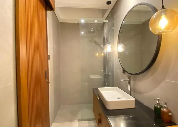 Miki 2br Private Pool فيلة تْشانغو