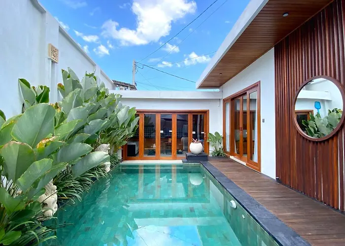 Miki 2br Private Pool تْشانغو